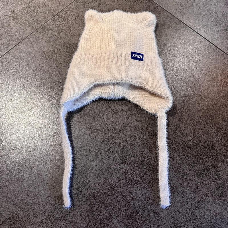 

Цветная Сладкая Шапка Женская Теплая Вязаная Формы Кошачьих Ушек с Защитой Ушей Beige