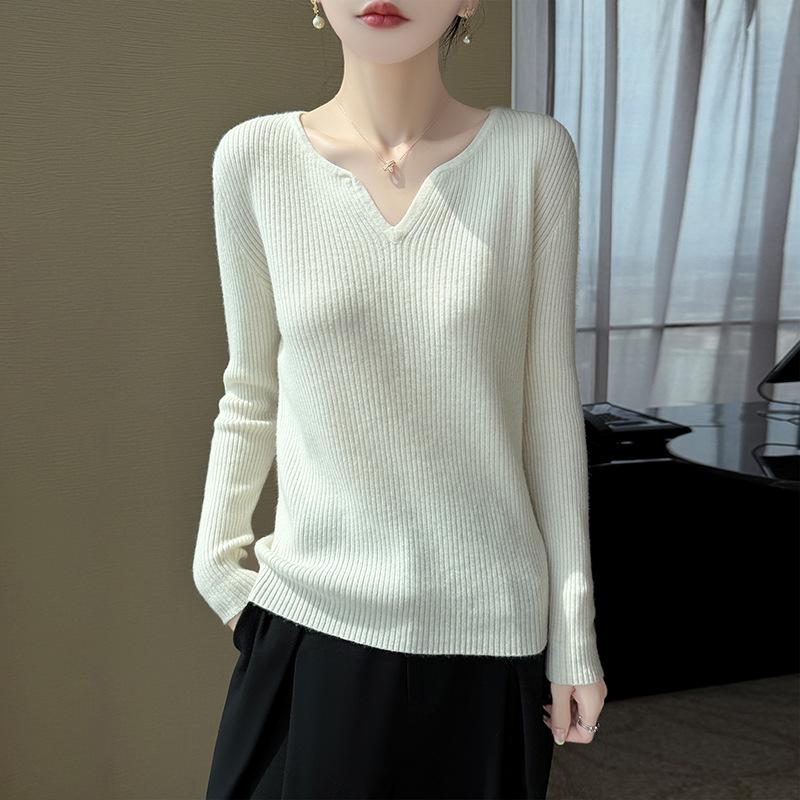 Women's Ribbed Wool V-Neck Sweater, Slimming Fit, Autumn/Winter Pullover