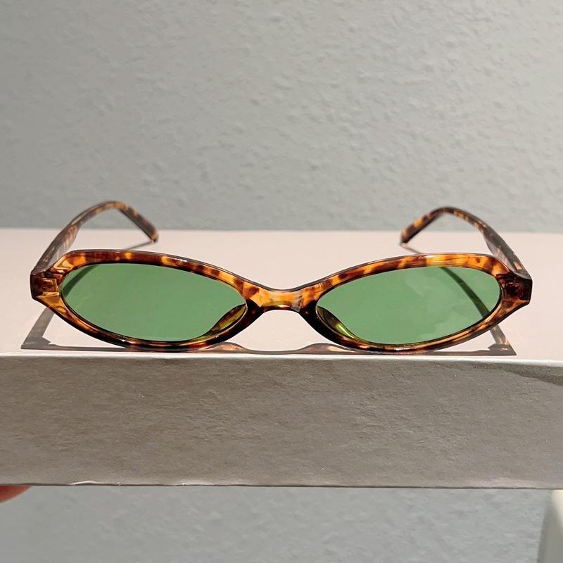 New Narrow Oval Sunglasses Women Fashion Outdoor Shades Trendy Luxury Brand Design Vacation Casual Sun Glasses Lentes De Sol