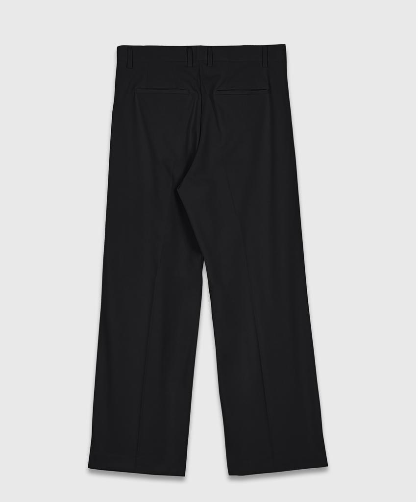 BILLIANT Double-Pleat Semi-Wide Slacks_Black