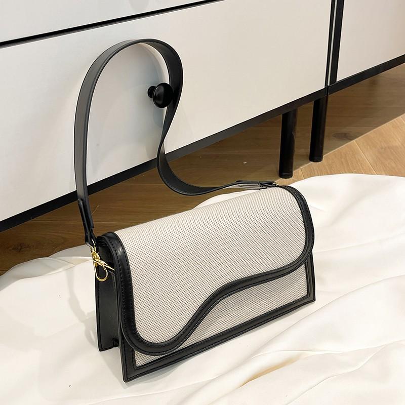 Квадратная сумка через плечо для женщин — фото 6