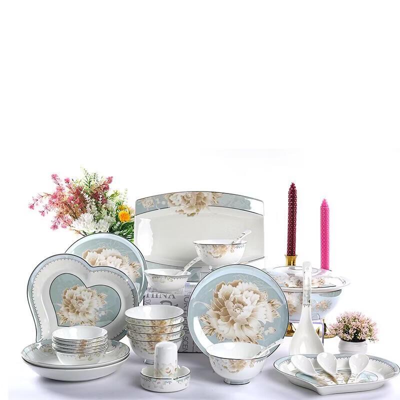 

Summer Dream Bone China Dinnerware Set