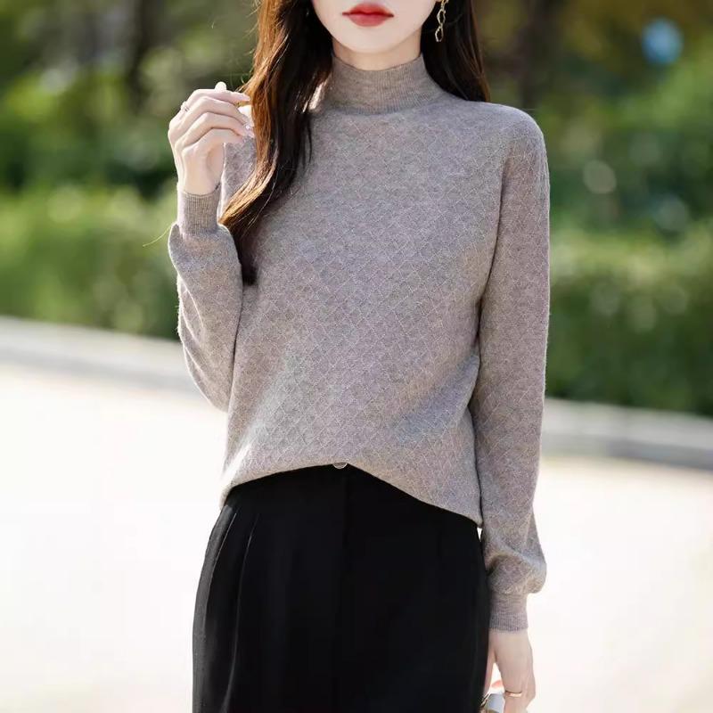 Autumn and winter new semi-turtleneck rhombus women's long-sleeved knitted sweater loose and thin pullover sweater with base