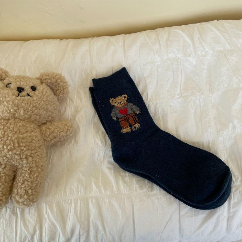 Ladies Autumn Winter Thickened New Sweet Cartoon Bear Wool Medium Tube Pile Socks