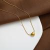 Small Gold Heart-shaped Pendant Necklace for Women Light Luxury Clavicle Chain Fashionable Versatile and High-end Ins Style Zinc Alloy