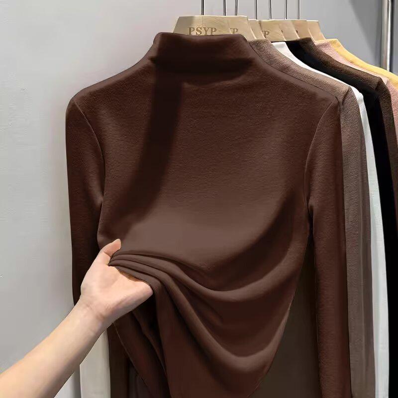 

Женская бархатная рубашка-полуводолазка облегающего кроя с длинным рукавом на осень/зиму