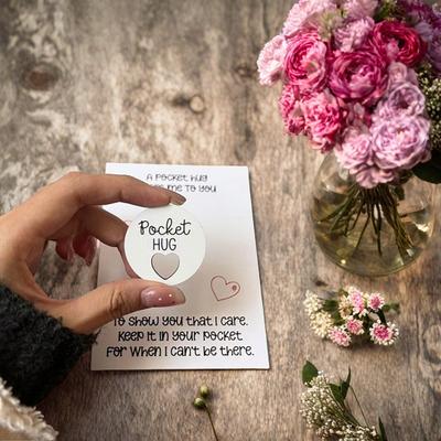 Pocket Hug Love Heart Token Decoration with Greeting Card Wooden Little Heart Sign Ornament