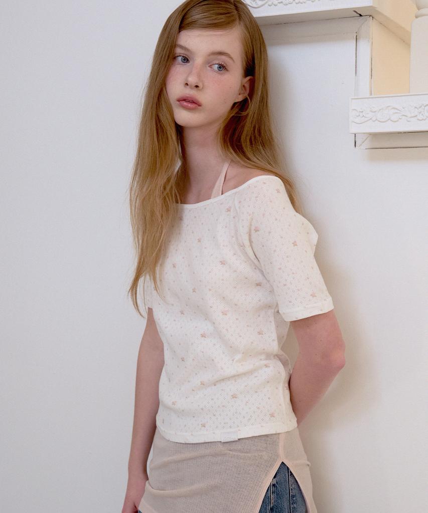 LETTER FROM MOON Letters Semi Off-Shoulder Sleeveless T-Shirt (Flower Ivory)