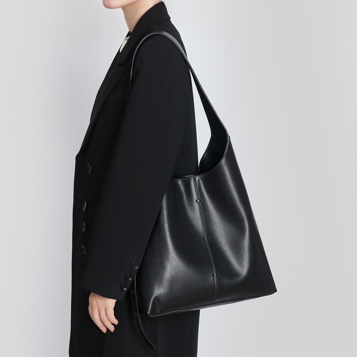 

Genuine leather bag women new high-end niche tote bag large capacity crossbody bag women s commuter handbag чорний
