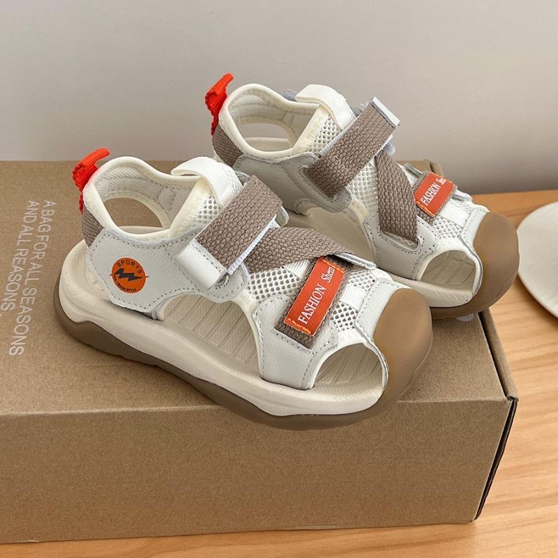 New Summer Boys' Closed-Toe Sandals - Hollow-Out Sports Beach Shoes with Breathable Mesh for Casual Wear