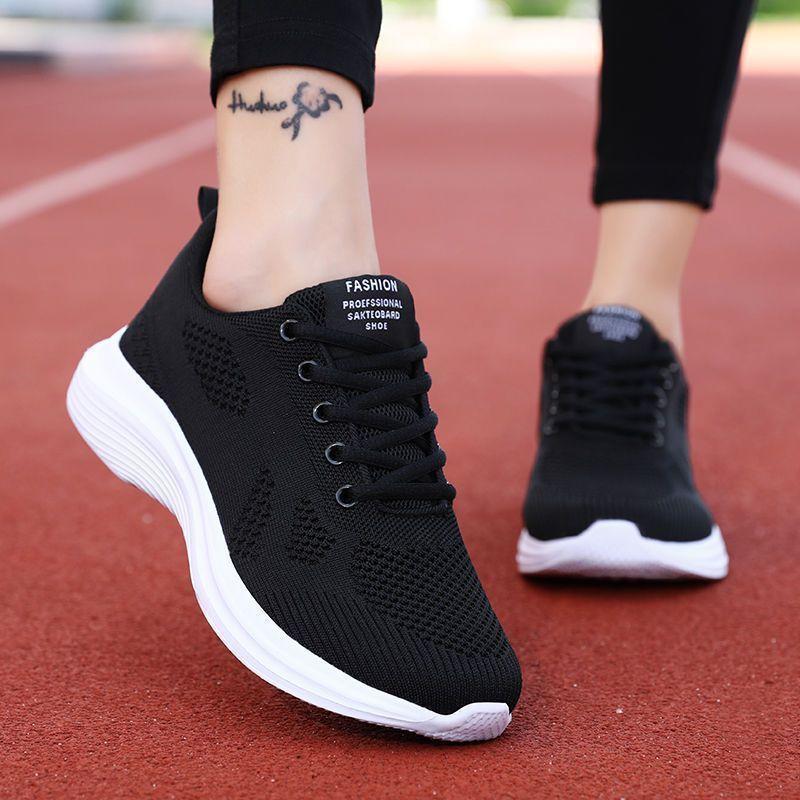

Small sports women s shoes with visible feet 2025 spring new women s soft-soled non-slip running shoes casual shoes are not tired after standing for 41 чёрный