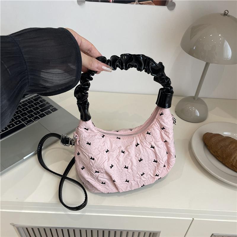 

Сумка женская с бантом новая модная универсальная повседневная милая нишевого дизайна трендовая на плечо мессенджер