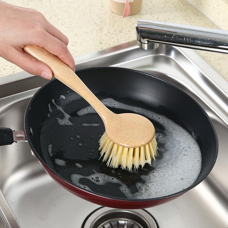 Kitchen cleaning dish brush hanging long handle washing pot brush stove cleaning brush, wheat straw dishwashing pot brush