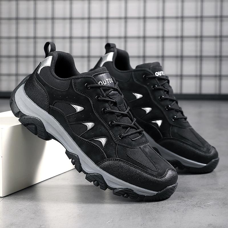 Hiking Shoes Extra Large Size 2025 Four Seasons Men's Shoes Outdoor Popular Walking Shoes Mesh Sneakers Breathable and Lightweight