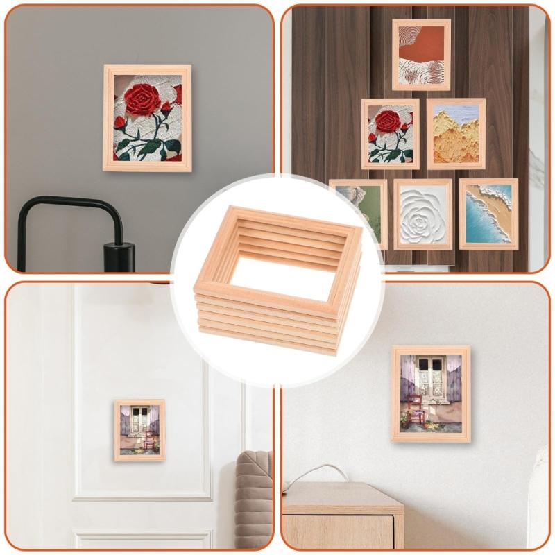Handgefertigtes Holz-Fotorahmen-Set im Maßstab 1:12 zur realistischen Präsentation im Wohnzimmer von Puppenhäusern