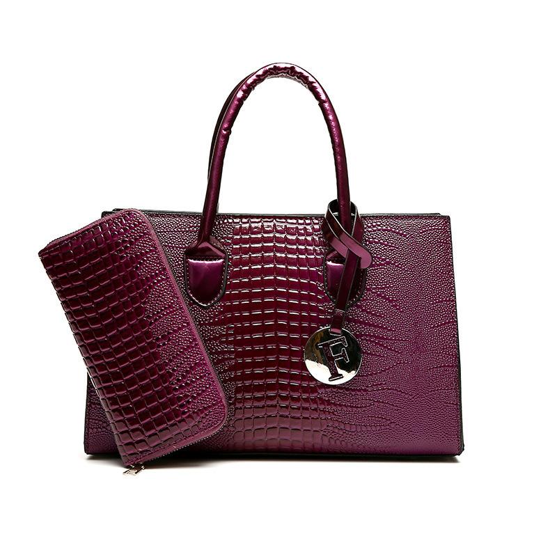 

Винтажная женская сумка из крокодиловой кожи, классическая женская сумка через плечо, сумка для мамы, модная сумка через плечо из мягкой кожи, металлическая отделка