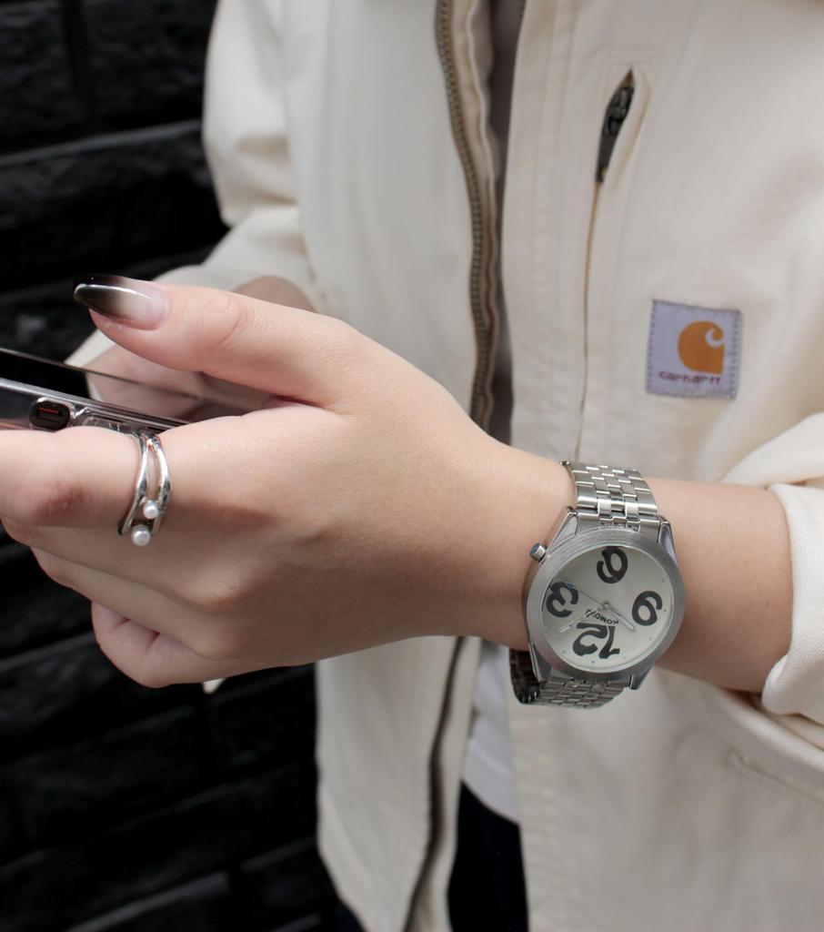 Authorized Distributor [KOMONO] Komono Men's Watch KOM-W4352 RAY Liquid Estate Silver Marshmallow