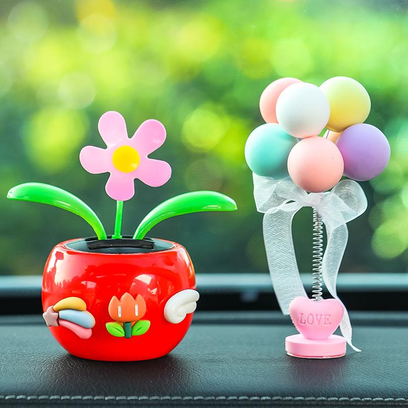 Swinging Sunflower Car Ornament - High-Temperature Resistant Interior Decoration