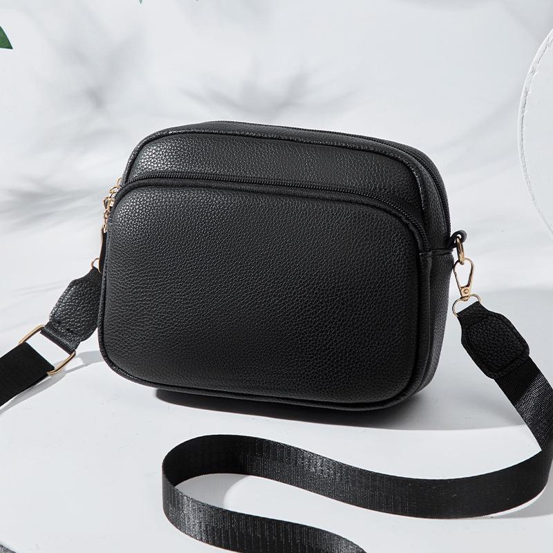 Women's Trendy Small Square Crossbody Bag: Light Luxury, Fashionable, High-End Feel, Stylish Single Shoulder Diagonal Design