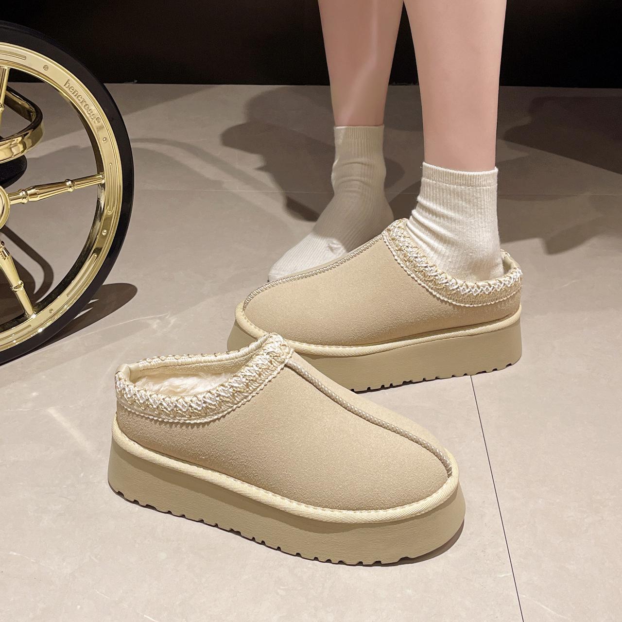 

Теплые зимние ботинки на толстой подошве 2025 года, новая верхняя одежда с меховым наполнителем из хлопка, женские пушистые тапочки с сумкой на голову 35