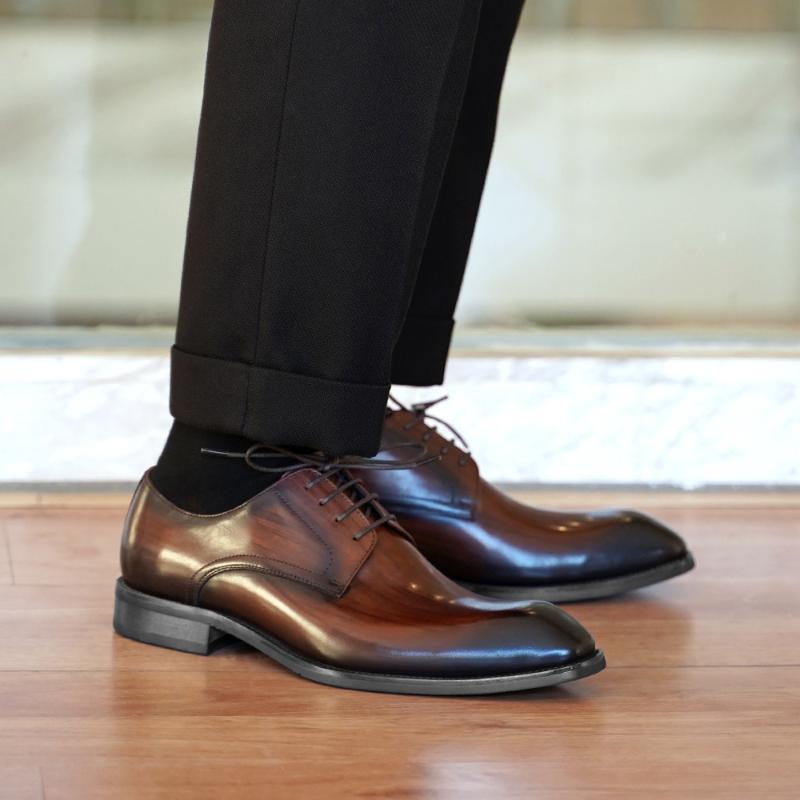 2024 Autumn New Products For Men's Leisure Office Business Dress Shoes Men Parties Weddings Fashion Square Toe Leather Shoes