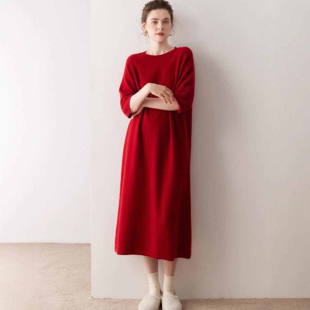 Korean Style Short Sleeve Cashmere Knit Dress for Women - Slimming Long Pullover with Round Neck, Autumn/Winter