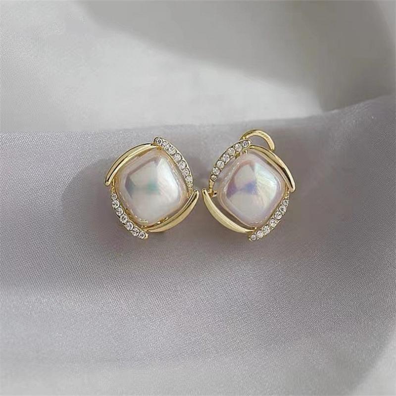 

Элегантные модные корейские серьги-гвоздики с жемчугом для женщин и девушек, подарочные украшения оптом белый