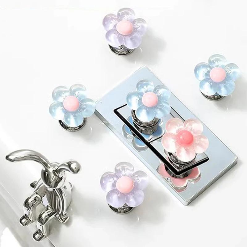 Toalettryckare i blomform Självhäftande Toalettryckknapp Nagelskydd Handtag för toalettlock Tankspolknapp