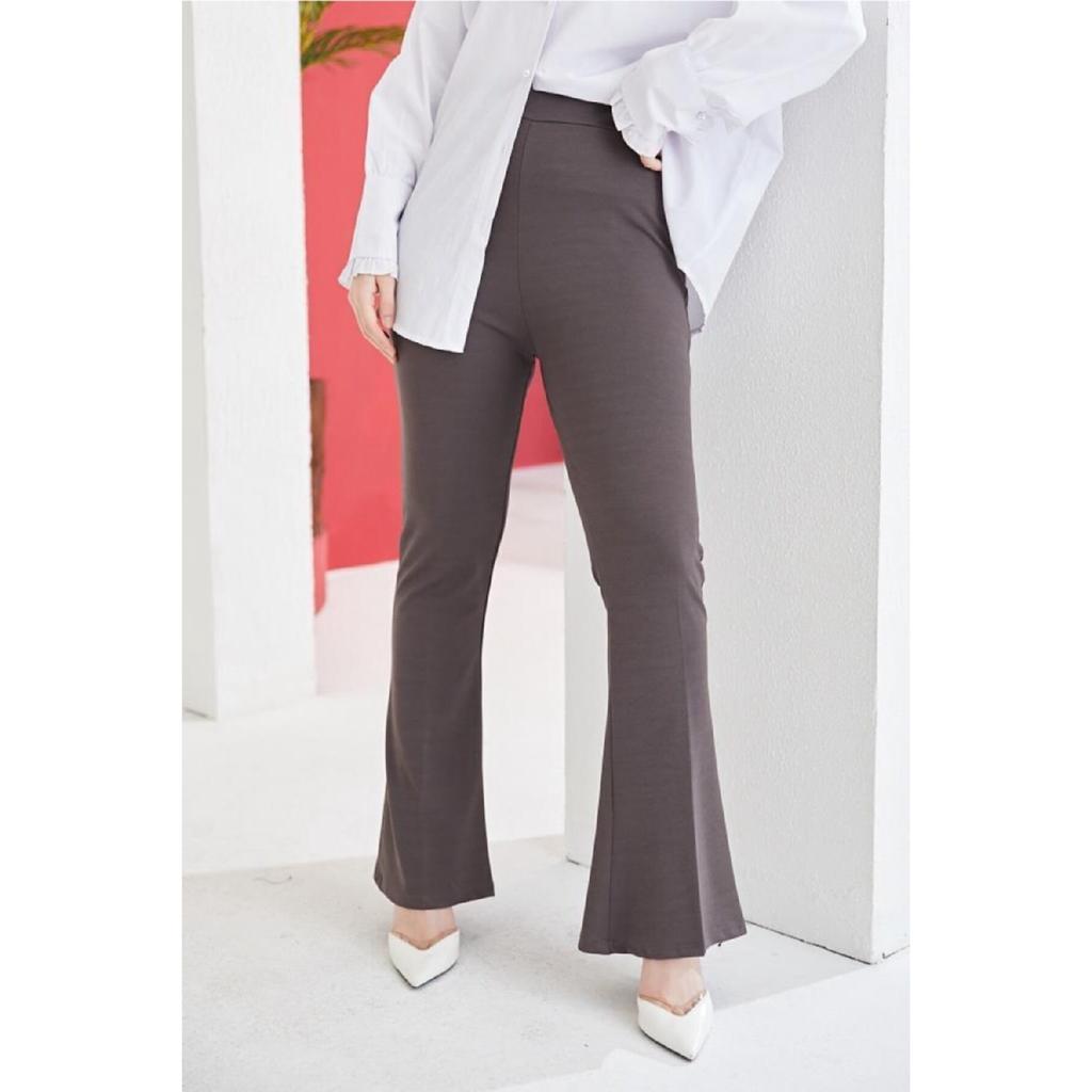 206 Spanish Leg Fabric Trousers