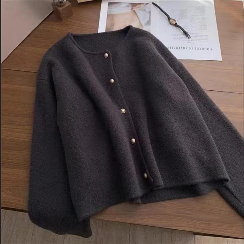 Autumn and winter new round neck solid color knitted cardigan loose lazy soft waxy sweater women's coat tide
