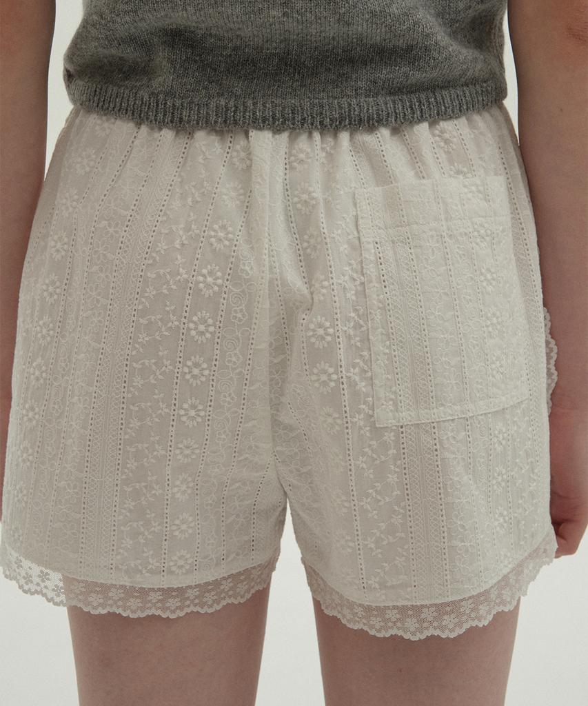 Keulloleu Cotton Lace Shorts - 2 Colors