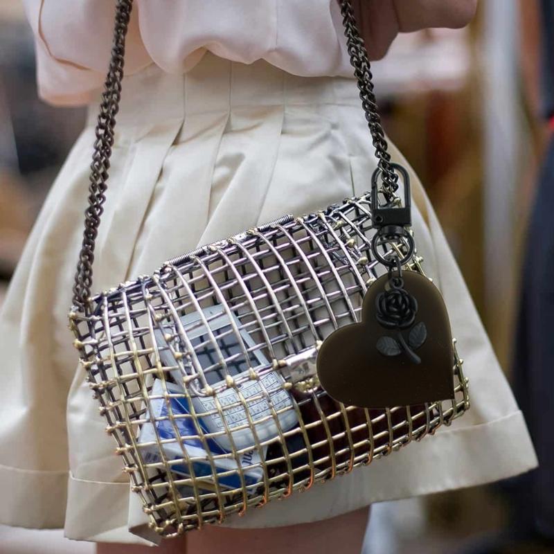 Heart Rose Keychain Car Decors Accessory Fashion Bag Pendant Unisex Key Holder Car Decorative Charm Suitable for Key Bag