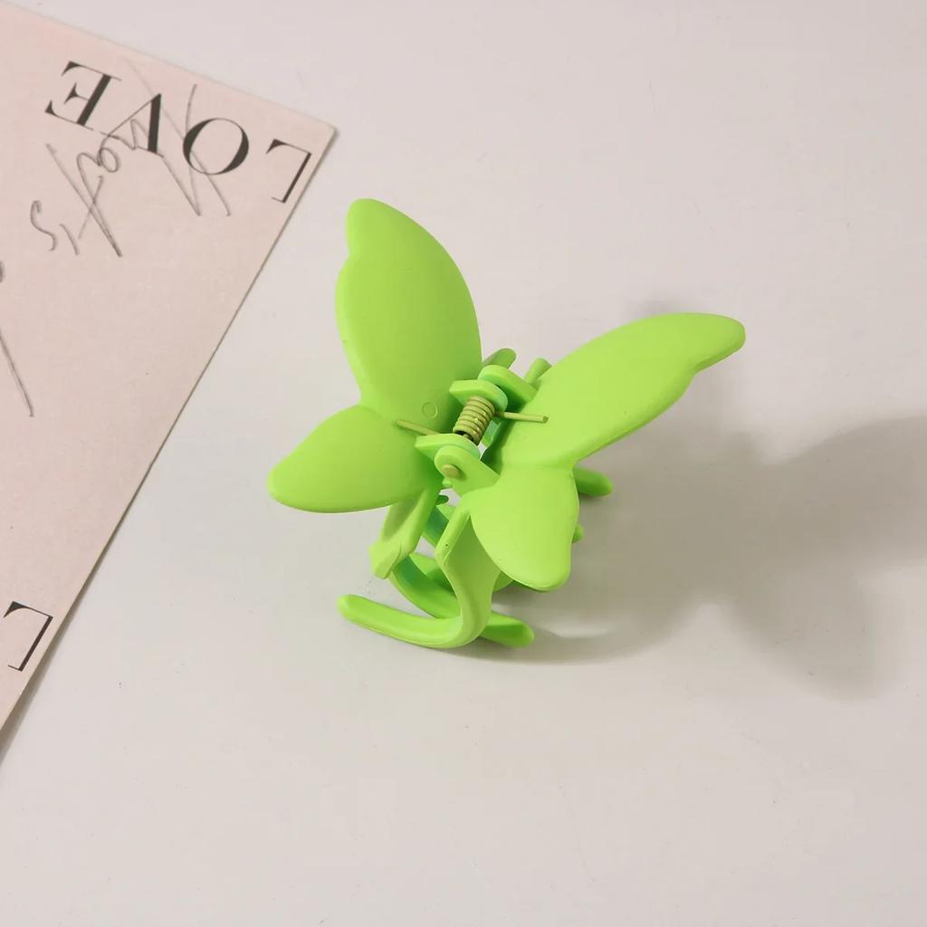 Sweet Frosted Matte Butterfly Hair Claw Clip Women Simple Solid Color Fashion Exquisite Shark Clip for Girl Hair Accessories