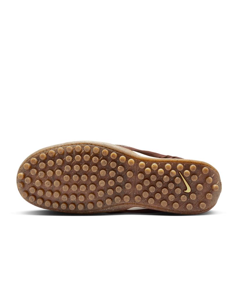 HV8547-200 Jacquemus Nike Women's Moon Shoe Fauna Brown (Womens's)