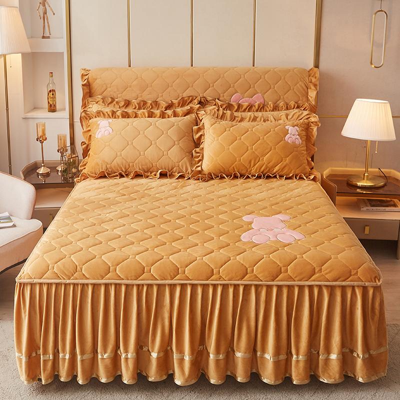 Solid Color Milk Velvet Winter Bedspread On The Bed Thick Home Bed Skirt-style Bed Sheets Cotton European-style Bed Spreads