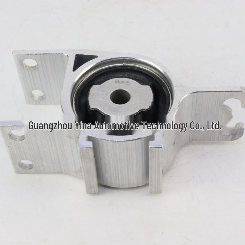 Mercedes W246 Front Control Arm Bushing Suspension (2463330100, 2463330200) Control Arm Bushing 2463330200