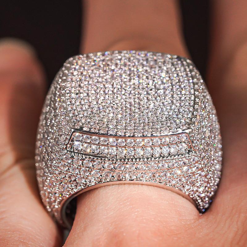 Funkelnder Voll-Bling Iced Out Fingerring Damen Luxus Verlobungszubehör Micro Pave Zirkonia Schmuck für Party