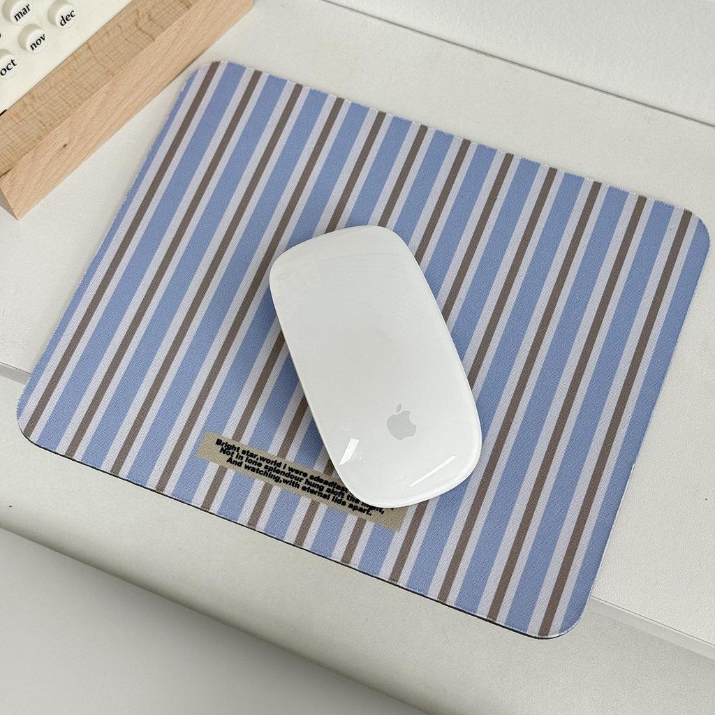 Chasing Light Series Mouse Pad: Portable Creative Cartoon Desk Pad for Student Dorm Rooms