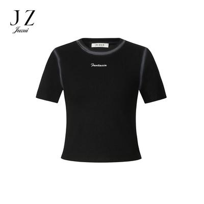 Üst Kıyafetler – T-shirtler