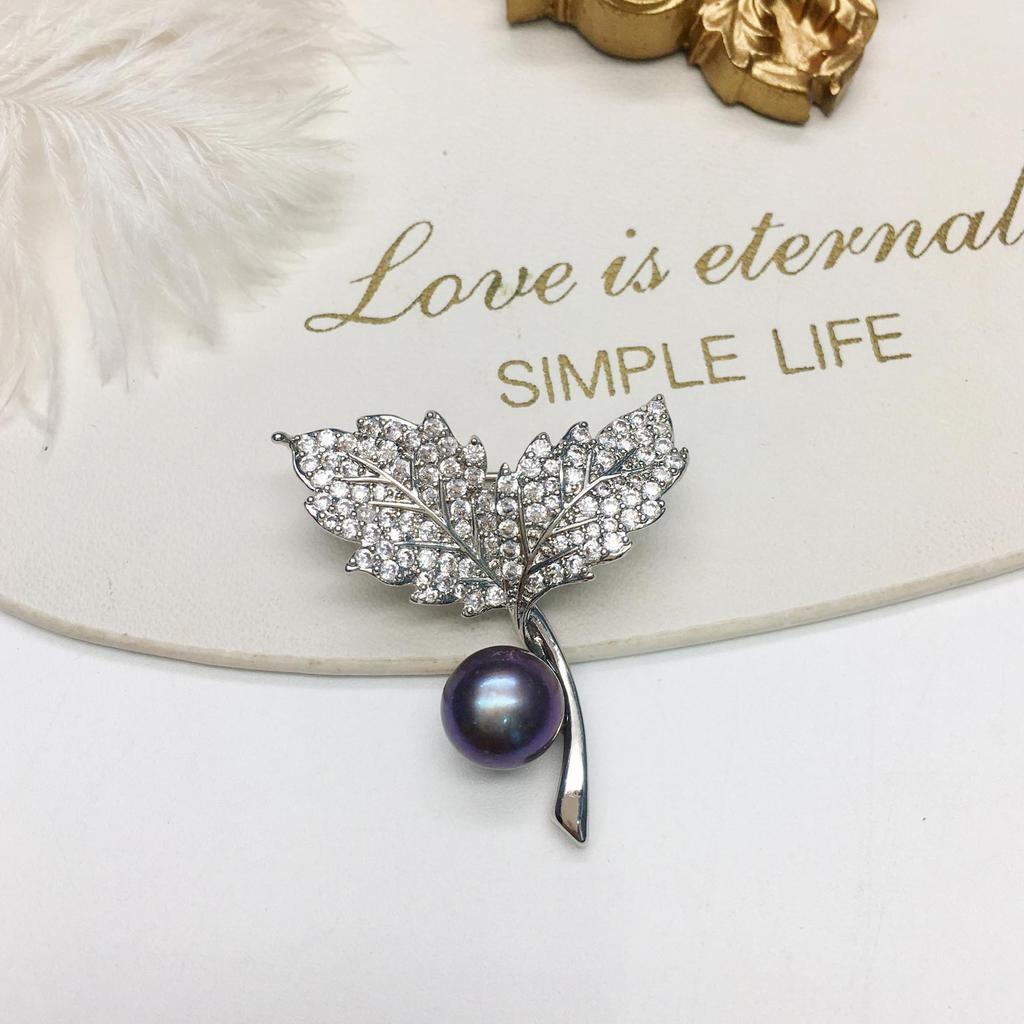 Autumn and winter clothing accessories: bean sprout, five-petal flower, and wheat stalk tian Freshwater pearl suit brooch, corsage, pin