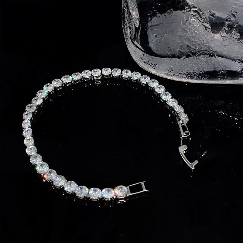Zircon Round Geometric Flower Bracelet Vintage Style Bracelet Light Luxury High-End Hand Jewelry For Women