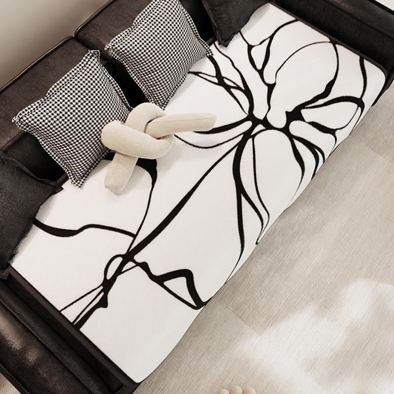 Nordic High-Grade Black and White Imitation Rabbit Fur Sofa Cushion Thickened Non-Slip Solid Wood Sofa Cushion Winter Warm Cushion