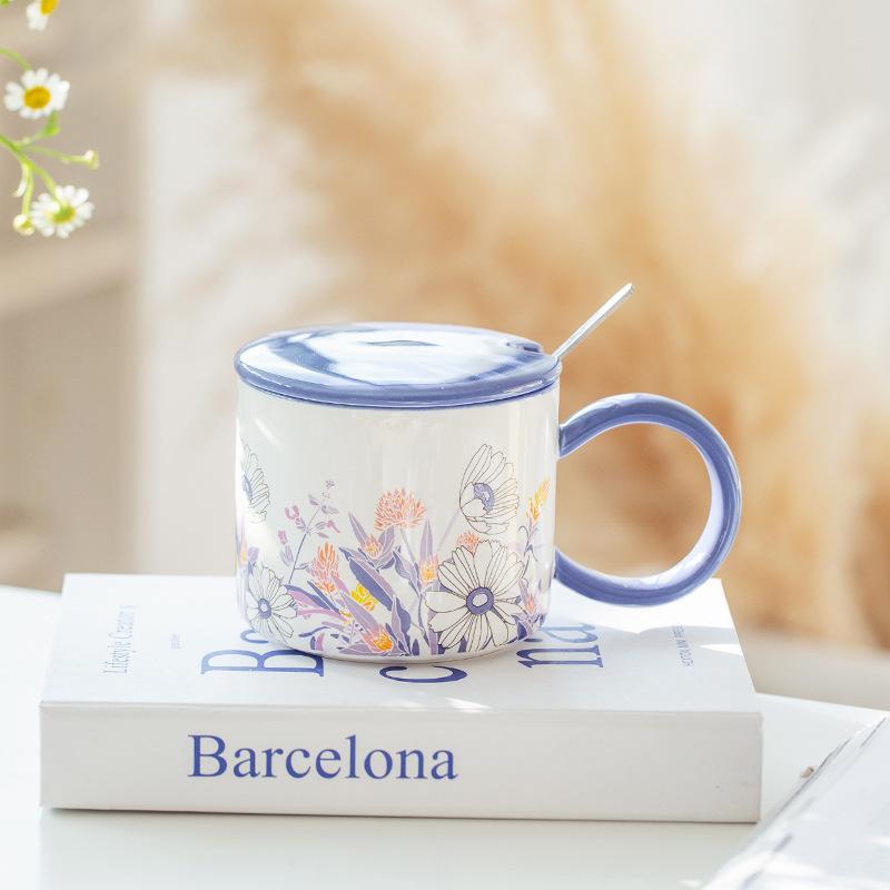 Cupa Ceramică Japoneză cu Flori Pastorale, Proaspătă de Vară și cu Linguriță Acoperită, Cană Ceramică de Birou, Cadou