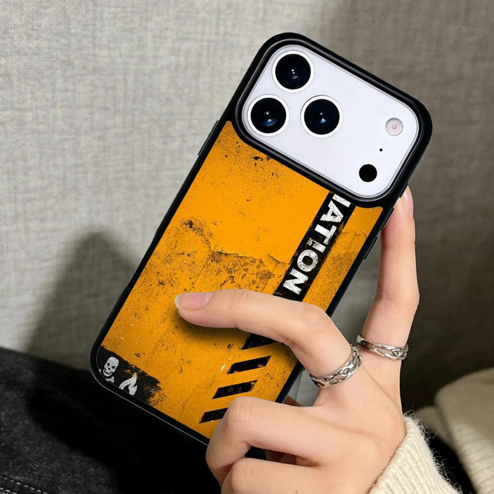 Capa Case for iPhone 17 Air 16 Pro Max 15 Plus 11 13 Mini 14 12 Back Phone Cover Nuclear Radiation Warning Sign