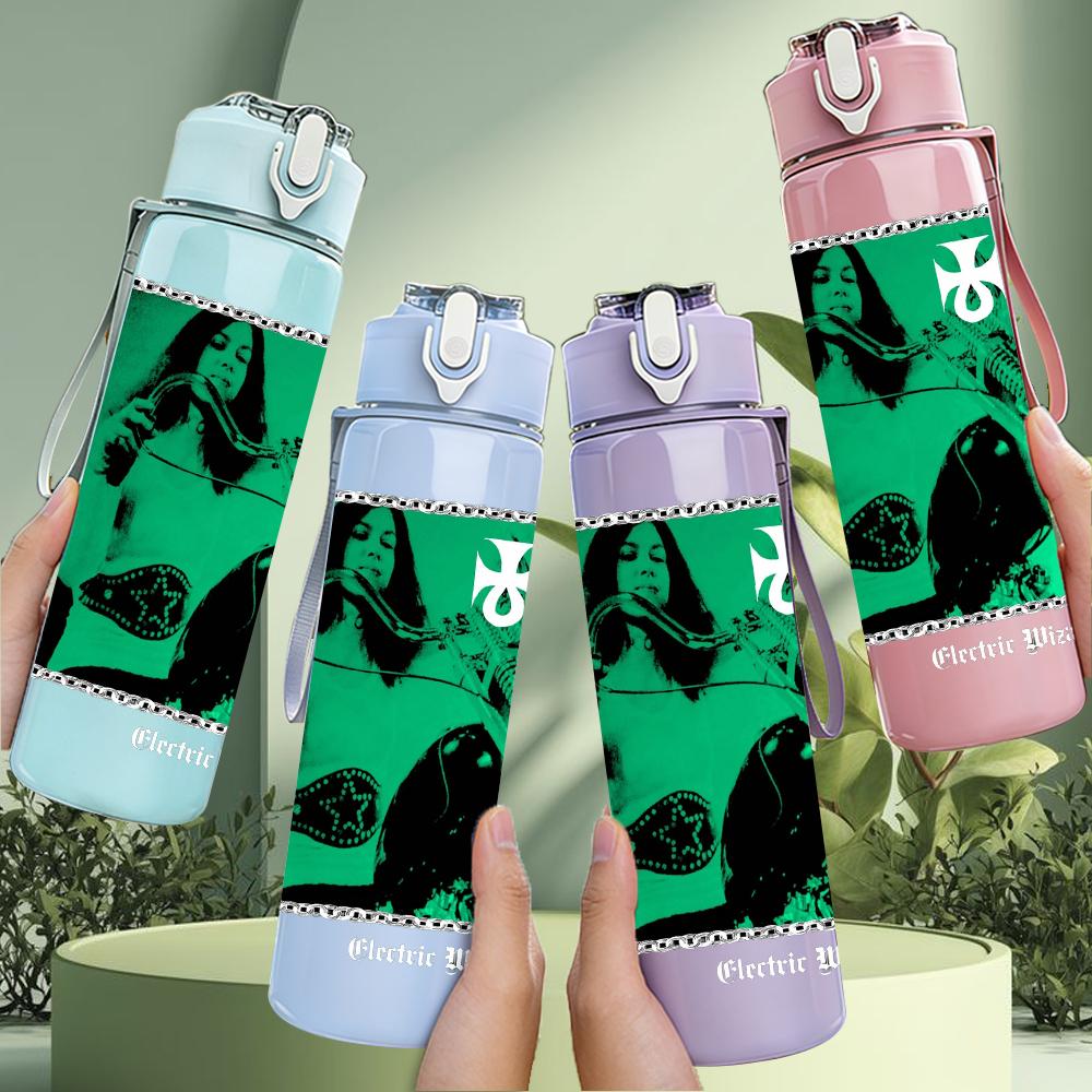 1PC Green Alien Square Minimalist Graphic Print 750ml Portable Sports Water Bottle Leakproof Gym Outdoor Travel Drink Cup
