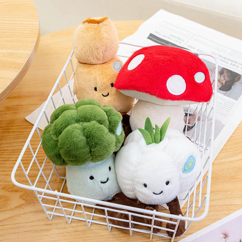 Fun Simulated Mushroom Plush Toy Cute Vegetable Table with Ornaments Carrot Corn Doll Children's Gift