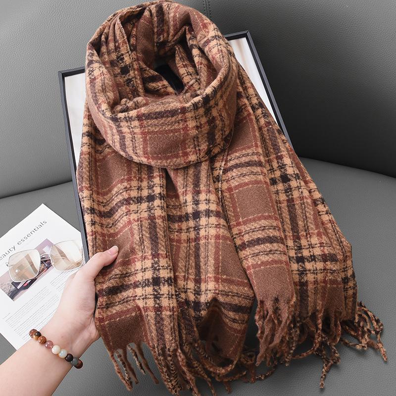 Fashionable Literary Outer Scarf Autumn and Winter Ladies Elegant Temperament Warm Tassel Shawl