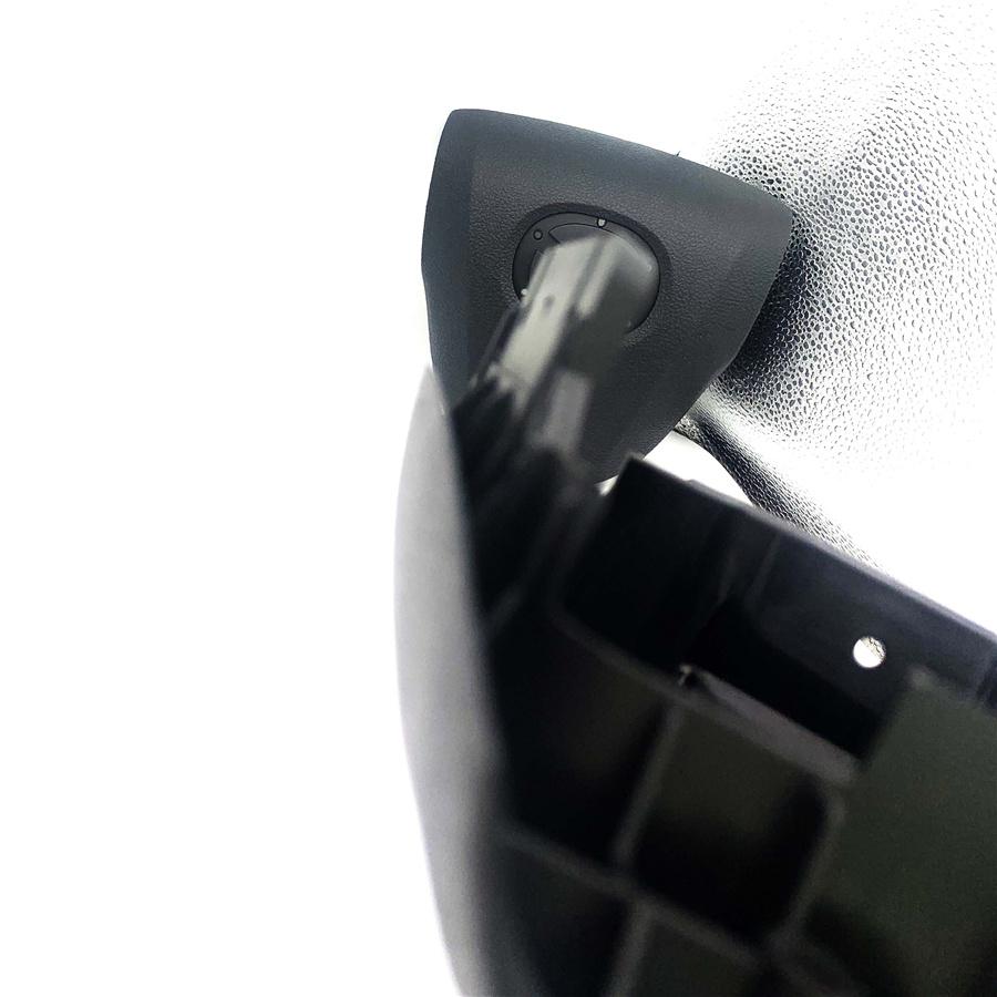 

For mazda3(BL AXELA) 2009-2014 Driver Steering Wheel SRS Cover horn button With Emblem