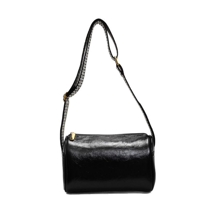 New shoulder bag fashion messenger bag versatile casual large-capacity commuter bag