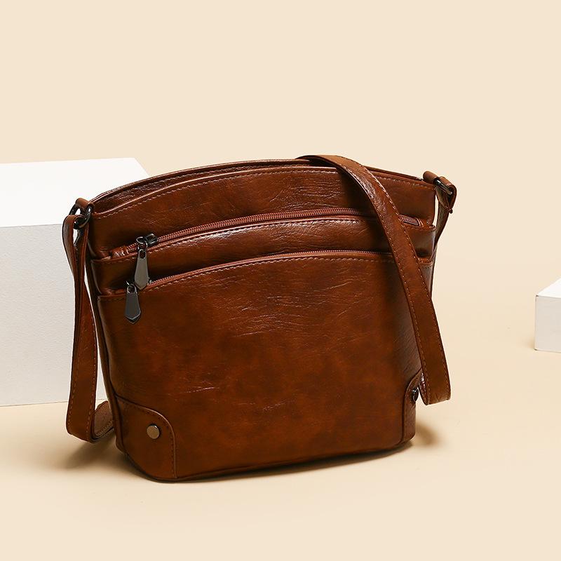 

New multi-layer bucket bag, messenger bag, retro shoulder bag, fashionable and versatile, high-end light luxury small bag. хаки